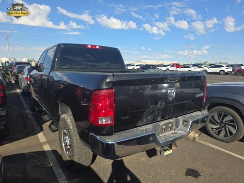 2017 RAM 2500 Tradesman Crew Cab 4x4 6'4' Box