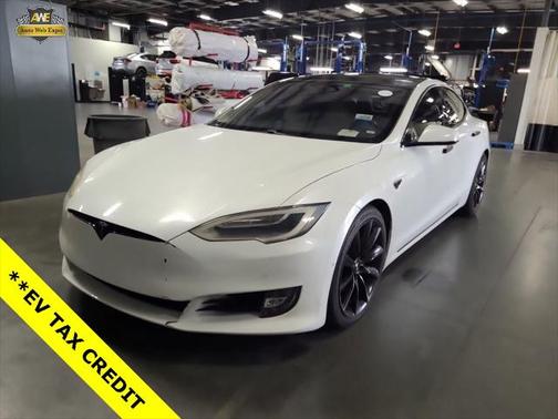 2016 Tesla Model S 90D