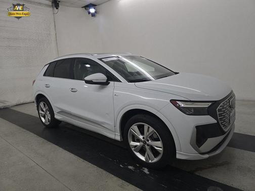 2023 Audi Q4 e-tron Premium 50 quattro