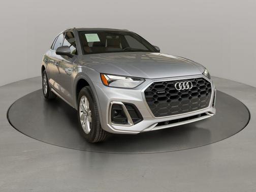 2022 Audi Q5 45 S line Premium