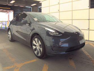 Midnight Silver Metallic 2023 Tesla Model Y Long Range Dual Motor All-Wheel Drive