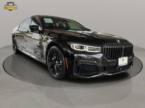 2021 BMW 750 i xDrive