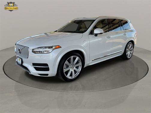 2016 Volvo XC90 Hybrid T8 Inscription