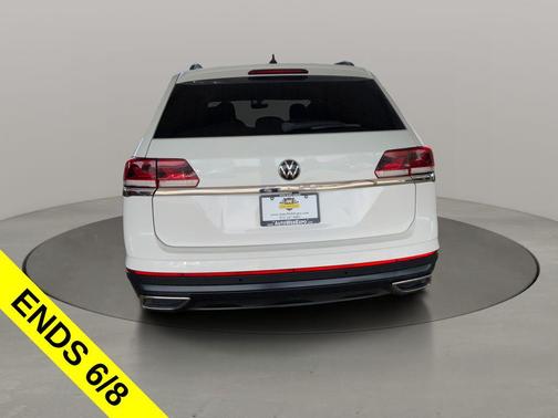 White 2021 Volkswagen Atlas 3.6L SE w/Technology