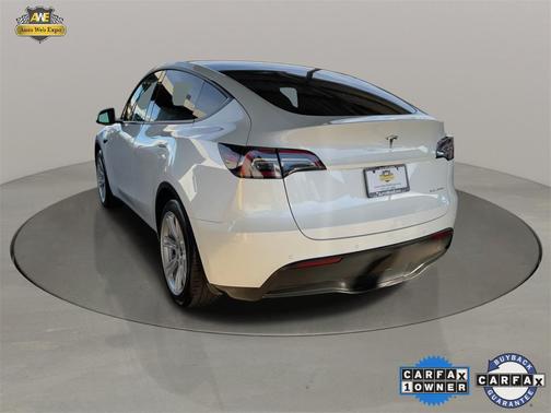 2021 Tesla Model Y Long Range Dual Motor All-Wheel Drive