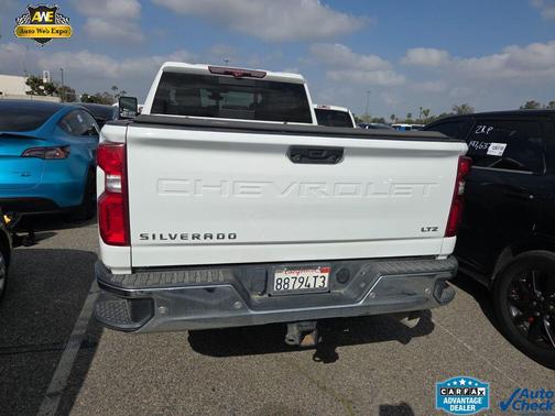 Summit White 2020 Chevrolet Silverado 3500 LTZ