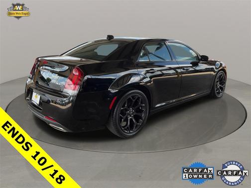 2019 Chrysler 300 S