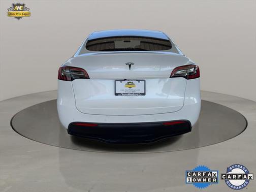 2021 Tesla Model Y Standard Range Rear-Wheel Drive