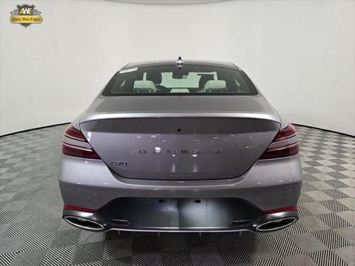 2025 Genesis G70 2.5T RWD