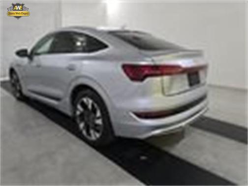 2022 Audi e-tron Sportback S line Premium