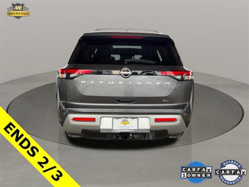 2024 Nissan Pathfinder SL FWD