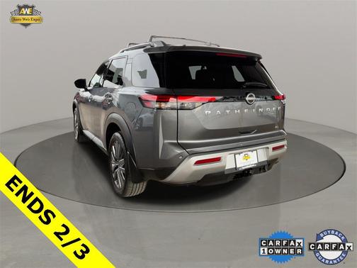 2024 Nissan Pathfinder SL FWD