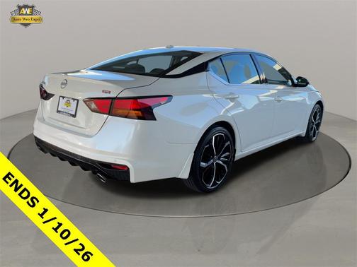 2024 Nissan Altima SR FWD
