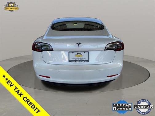 2020 Tesla Model 3 Standard Range Plus