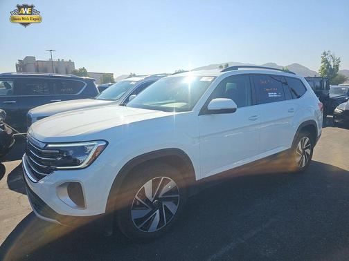 2024 Volkswagen Atlas 2.0T SE w/Technology 4MOTION