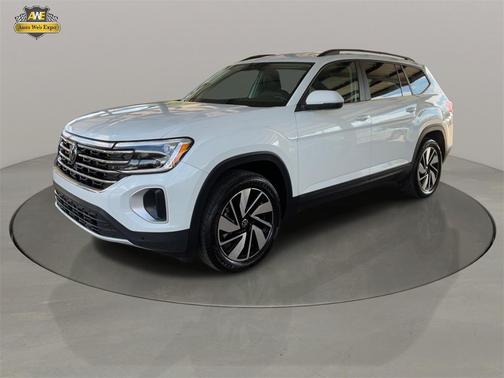 2024 Volkswagen Atlas 2.0T SE w/Technology 4MOTION