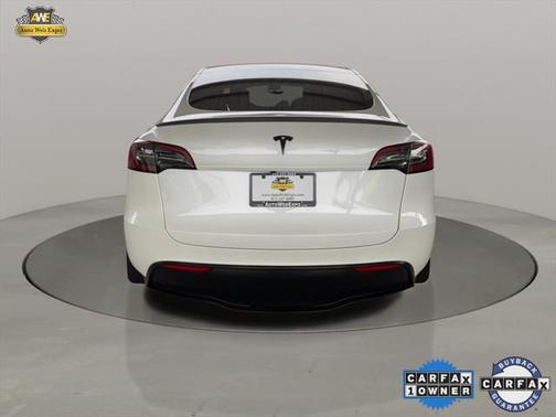 2023 Tesla Model Y Performance Dual Motor All-Wheel Drive