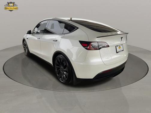 2023 Tesla Model Y Performance Dual Motor All-Wheel Drive