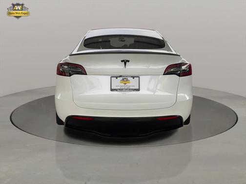 2023 Tesla Model Y Performance Dual Motor All-Wheel Drive