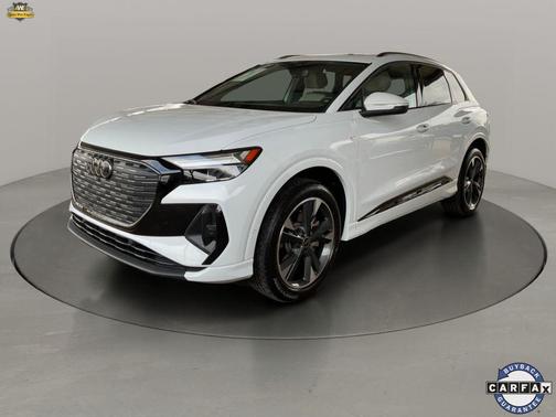 2024 Audi Q4 e-tron Premium Plus 50 quattro