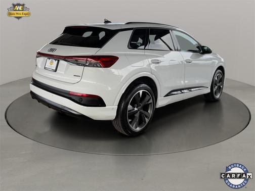 2024 Audi Q4 e-tron Premium Plus 50 quattro