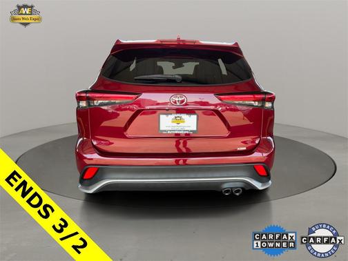 2022 Toyota Highlander XSE