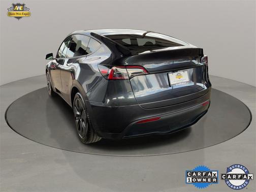 2024 Tesla Model Y Long Range Dual Motor All-Wheel Drive