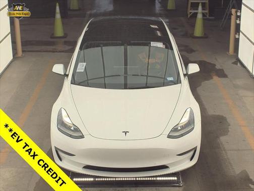2022 Tesla Model 3 Standard Range