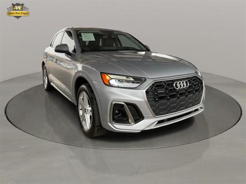 2023 Audi Q5 e 55 S line Premium Plus