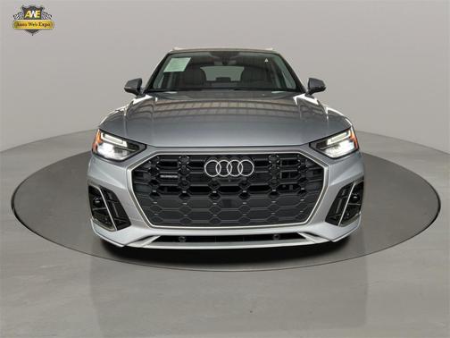 2023 Audi Q5 e 55 S line Premium Plus