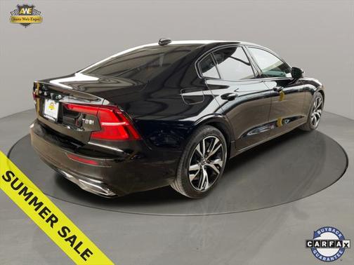 2020 Volvo S60 Hybrid T8 R-Design