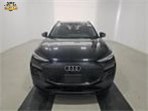 2025 Audi Q6 e-tron Premium