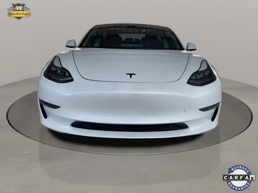 2022 Tesla Model 3 Standard Range