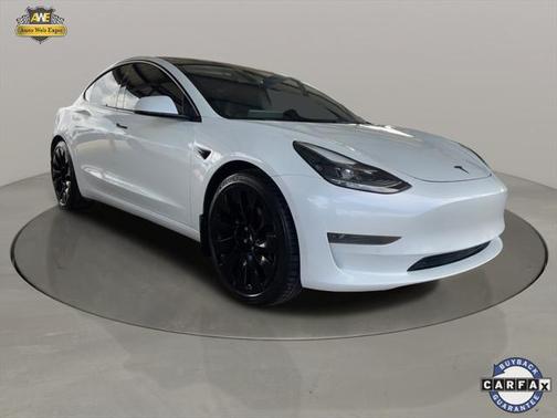 2022 Tesla Model 3 Standard Range