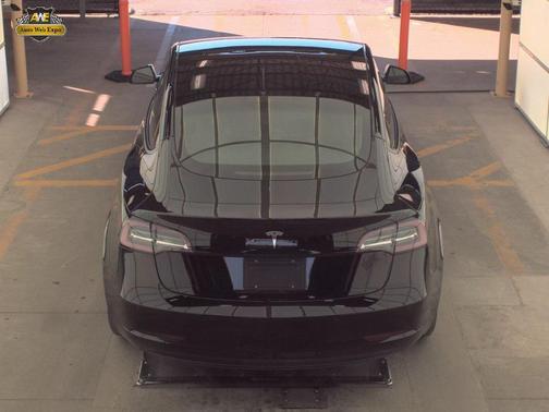 2022 Tesla Model 3 Standard Range