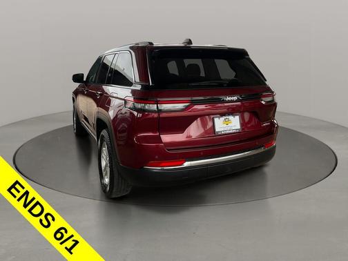 Velvet Red Pearlcoat 2024 Jeep Grand Cherokee Laredo