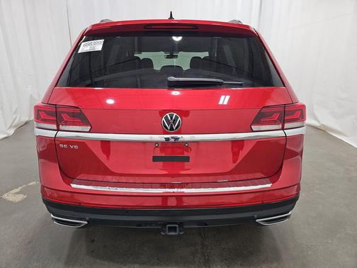 Aurora Red Metallic 2022 Volkswagen Atlas 3.6L SE w/Technology