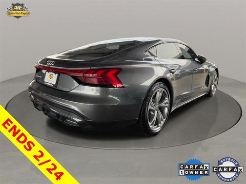 2022 Audi e-tron GT Premium Plus