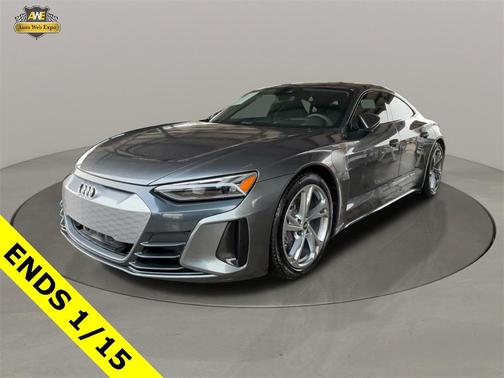2022 Audi e-tron GT Premium Plus