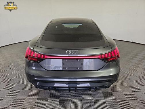 2022 Audi e-tron GT Premium Plus