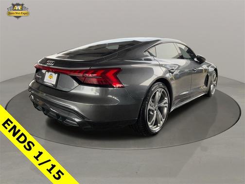 2022 Audi e-tron GT Premium Plus