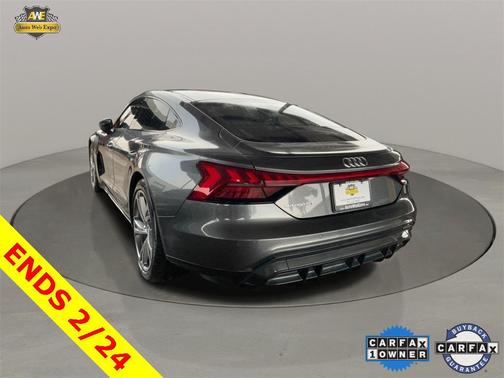 2022 Audi e-tron GT Premium Plus