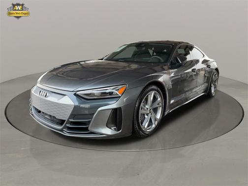 2022 Audi e-tron GT Premium Plus