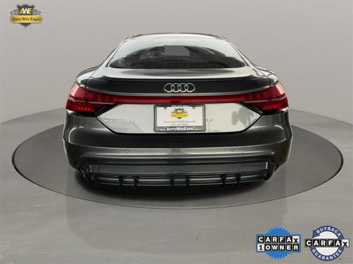 2022 Audi e-tron GT Premium Plus