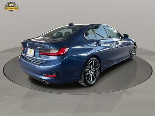 2022 BMW 330 330i