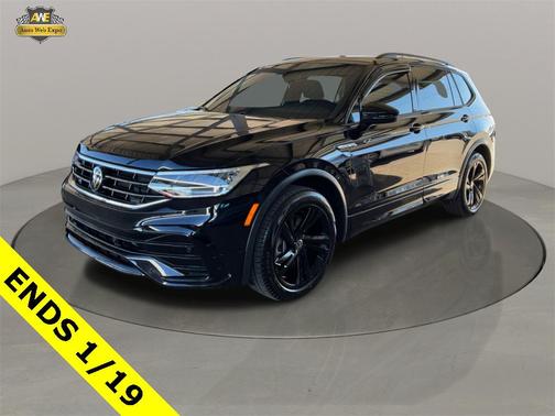 2024 Volkswagen Tiguan 2.0T SE R-Line Black