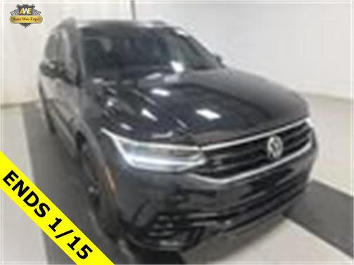 2024 Volkswagen Tiguan 2.0T SE R-Line Black