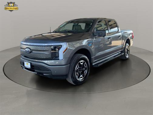 2023 Ford F-150 Lightning XLT