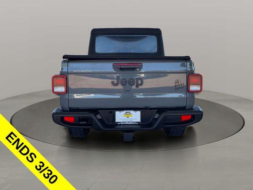 Sting-Gray Clearcoat 2021 Jeep Gladiator Sport