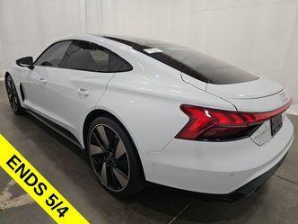 Suzuka Gray Metallic 2024 Audi e-tron GT Prestige quattro